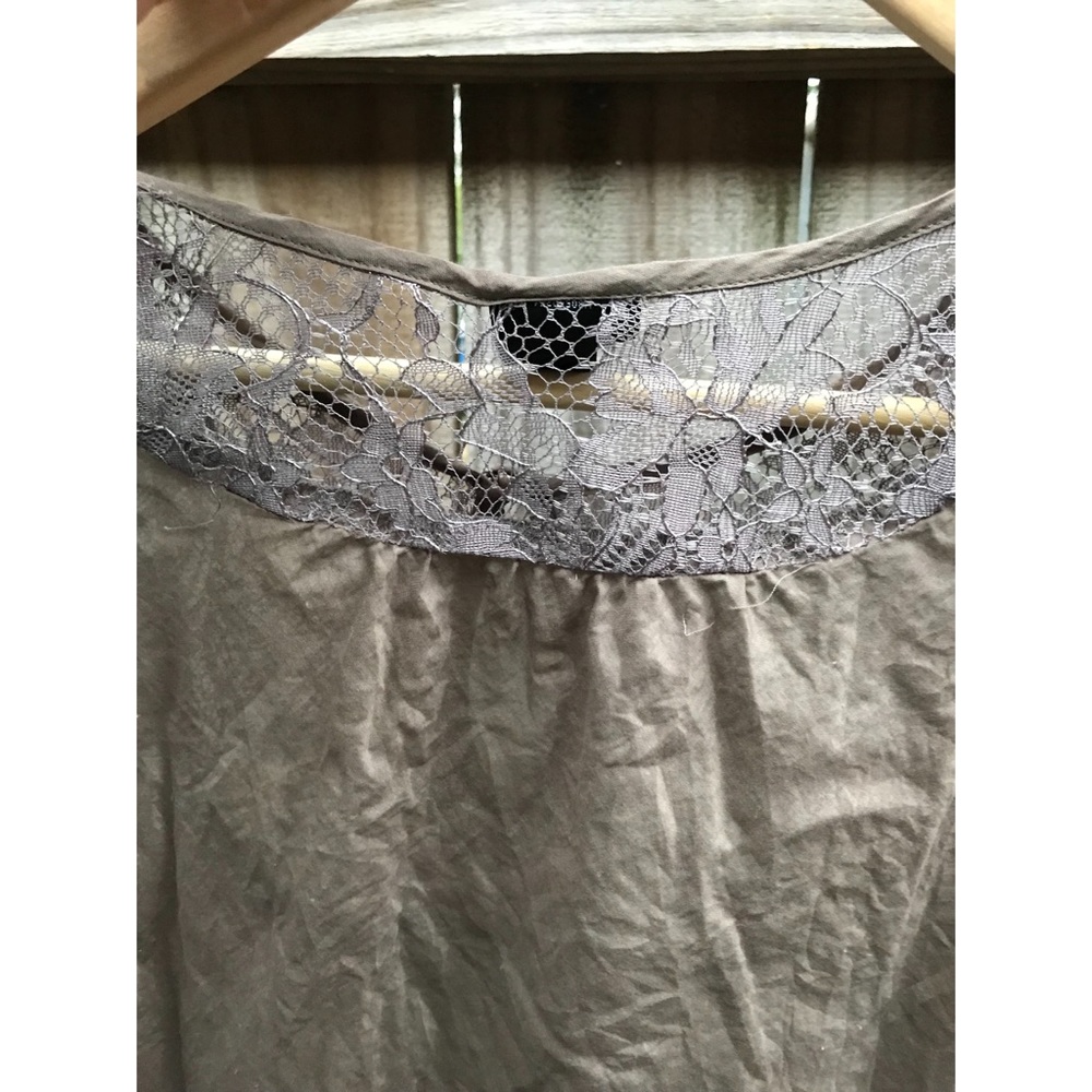 Mossimo Top - Picture 4 of 4